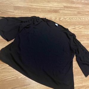 Black flair sleeve shirt